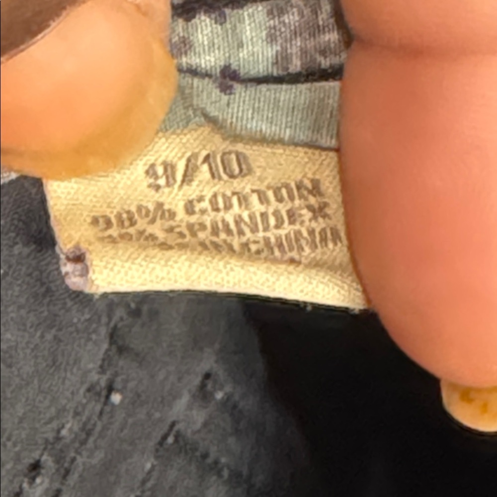 Personal identity capris - Picture 6 of 6